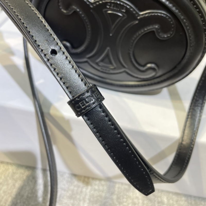 Ce1i*e triomphe bags